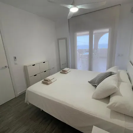 Luxury Sea View - Reserva Del Higueron Apartment *